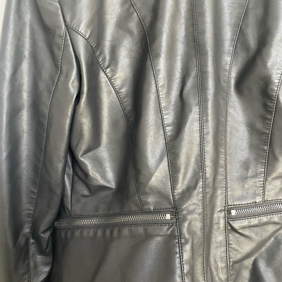 Blank NYC vegan black leather jacket size small - Picture 6 of 7